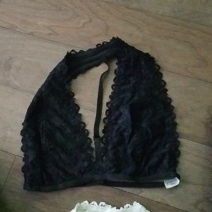 2 Bralettes